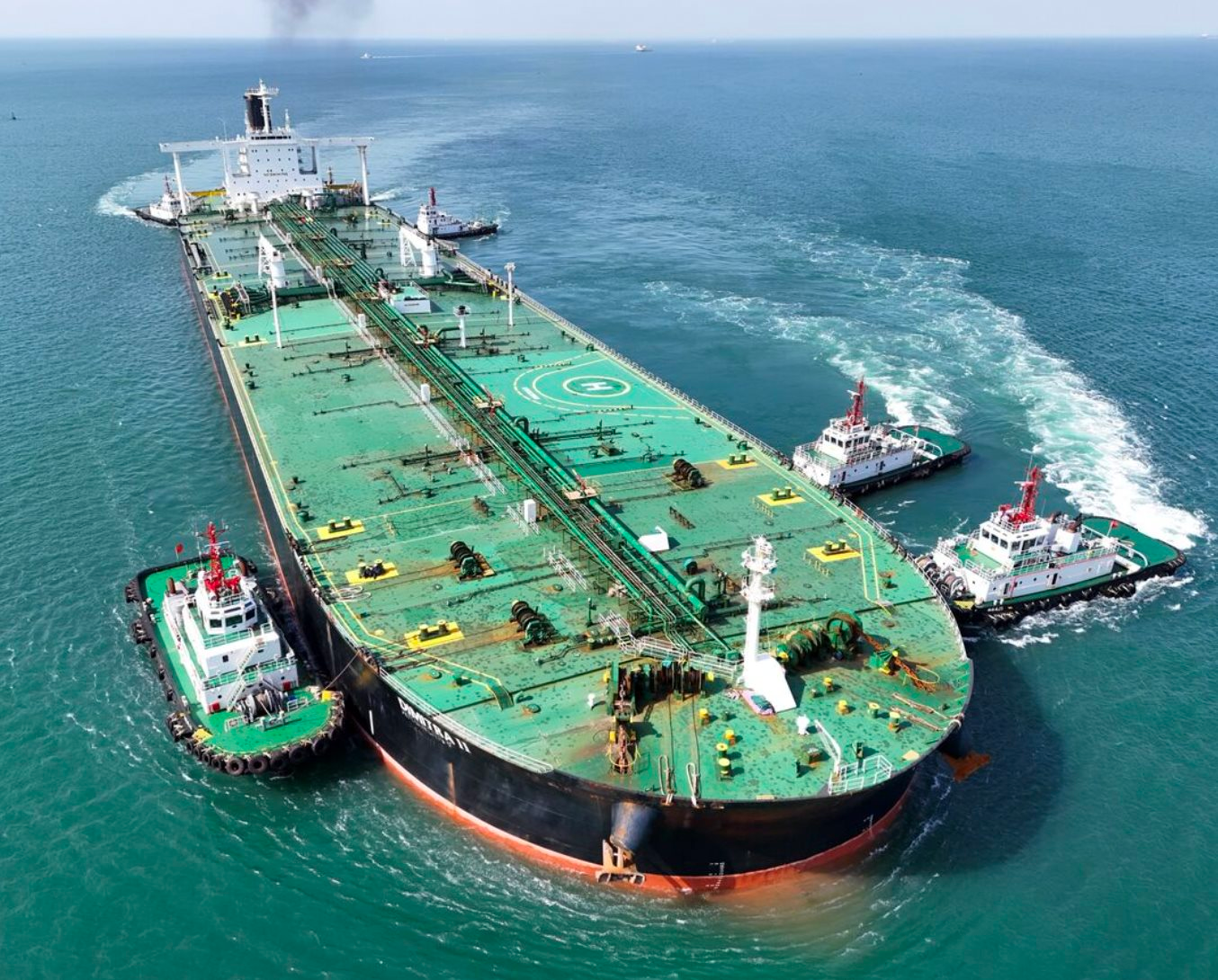 Mất khách chủ chốt, Nga điều ngay hàng loạt tàu siêu lớn, bán dầu cho bạn hàng mua 2 triệu thùng/ngày