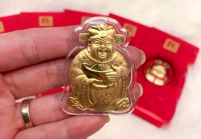 Giá vàng bất ngờ sụt giảm trong ngày vía Thần Tài