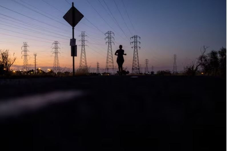 Tham vọng AI khổng lồ của Mỹ đối mặt bài toán sống còn: Đủ điện hay không?