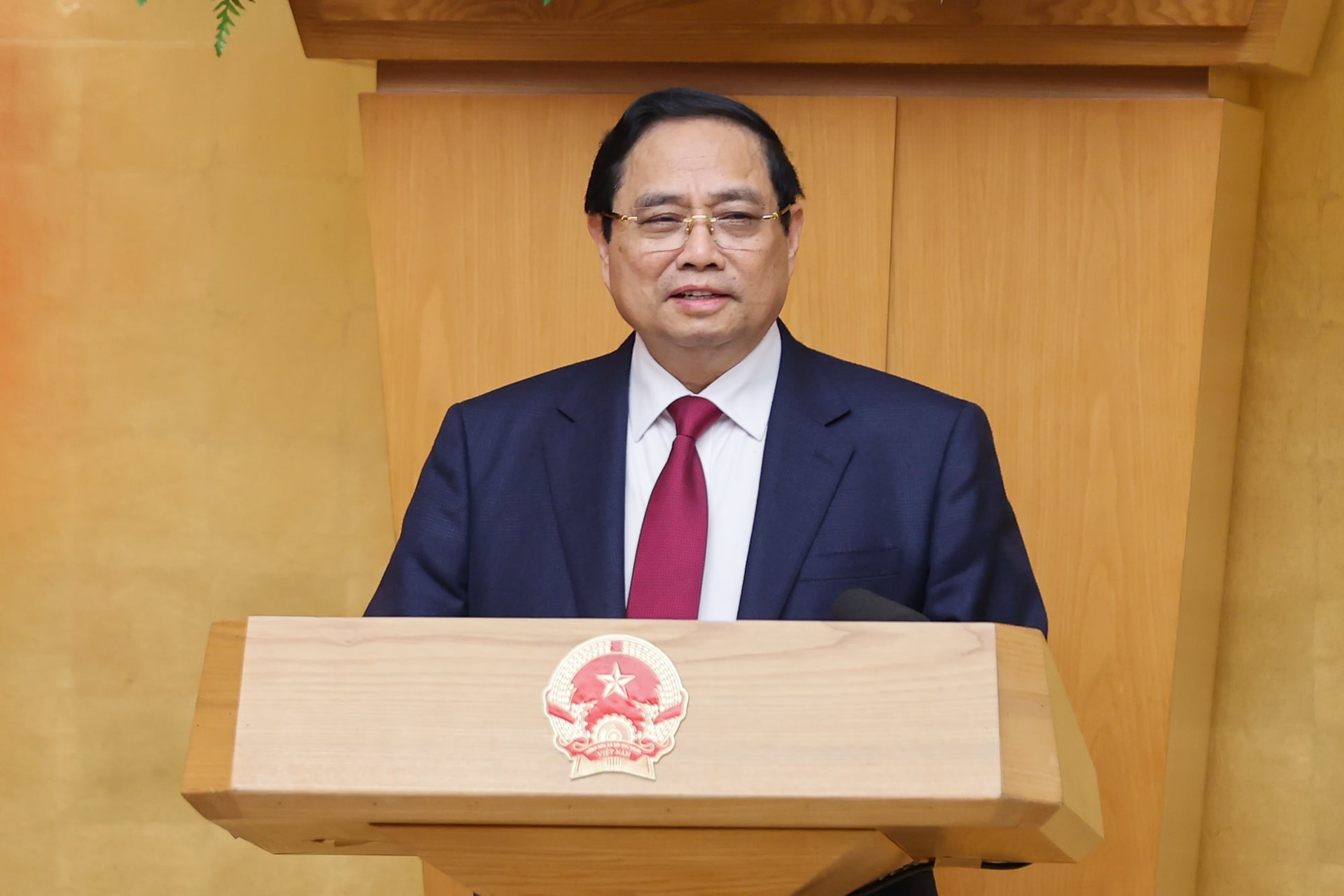 Thủ tướng yêu cầu xây dựng pháp luật cần "dễ hiểu, dễ tiếp cận, dễ làm, dễ kiểm tra, dễ giám sát"