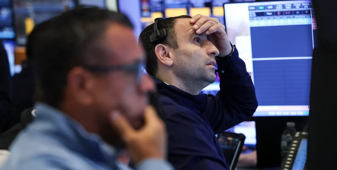 Citigroup cảnh báo giảm phát kinh tế nếu AI khiến sa thải lao động quá nhiều