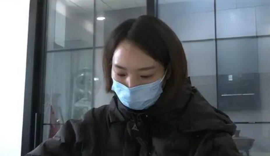 Nhận hơn 285 triệu đồng tiền bán vàng bằng hình thức chuyển khoản, chỉ 24h sau, người phụ nữ bị công an yêu cầu xác minh nguồn tiền