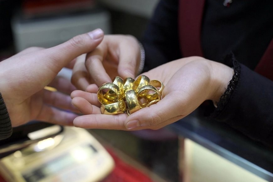 Giá vàng sáng 2/3 tăng mạnh, phá mốc kỷ lục mới