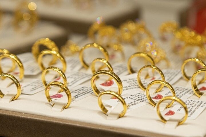 Giá vàng giảm sáng 3/3