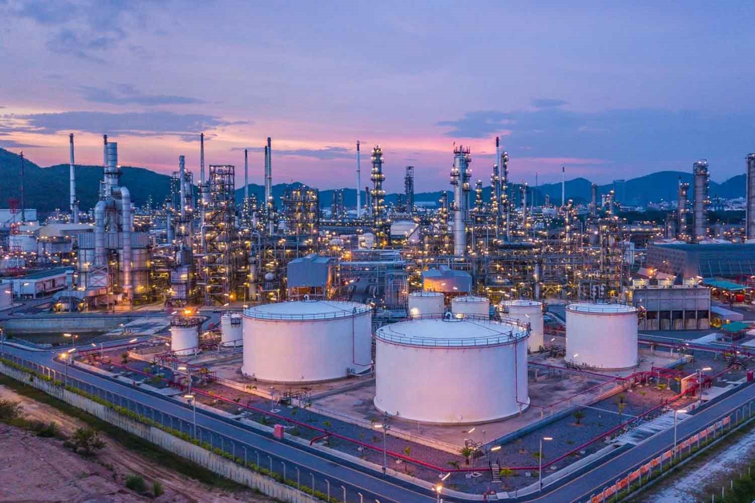 Căng thẳng Trung Đông: Một nước Đông Nam Á tuyên bố dừng xuất khẩu dầu và sản phẩm dầu mỏ