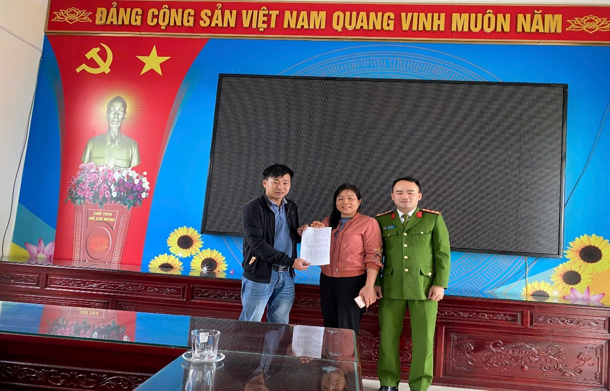 Công an cảnh báo tới người dân có tiền vào tài khoản với nội dung sau