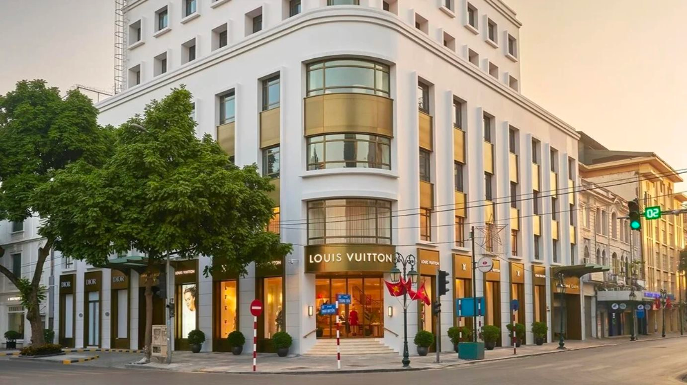 Giá thuê mặt bằng bán lẻ phân hoá: Mặt phố giảm, khách sạn hạng sang tăng 