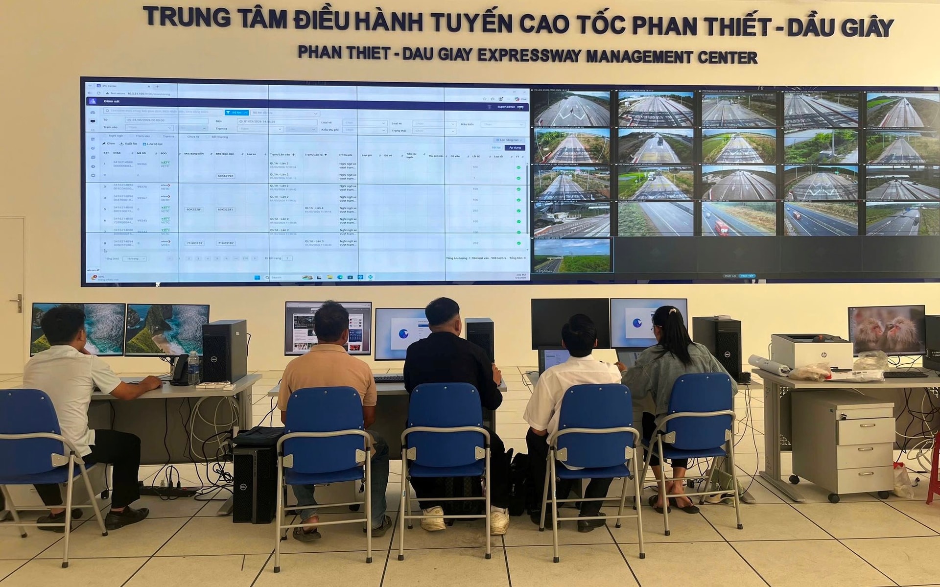 Sau hơn 2 năm miễn phí, 5 tuyến cao tốc Bắc – Nam chính thức thu phí