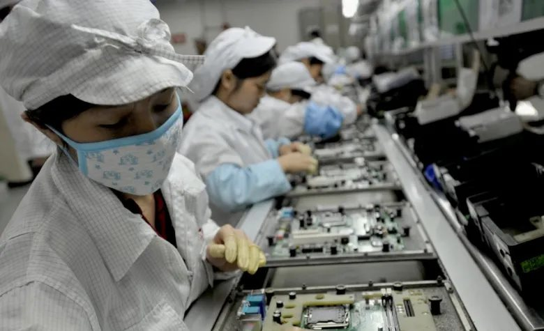 vietnam-electronics-factory.png