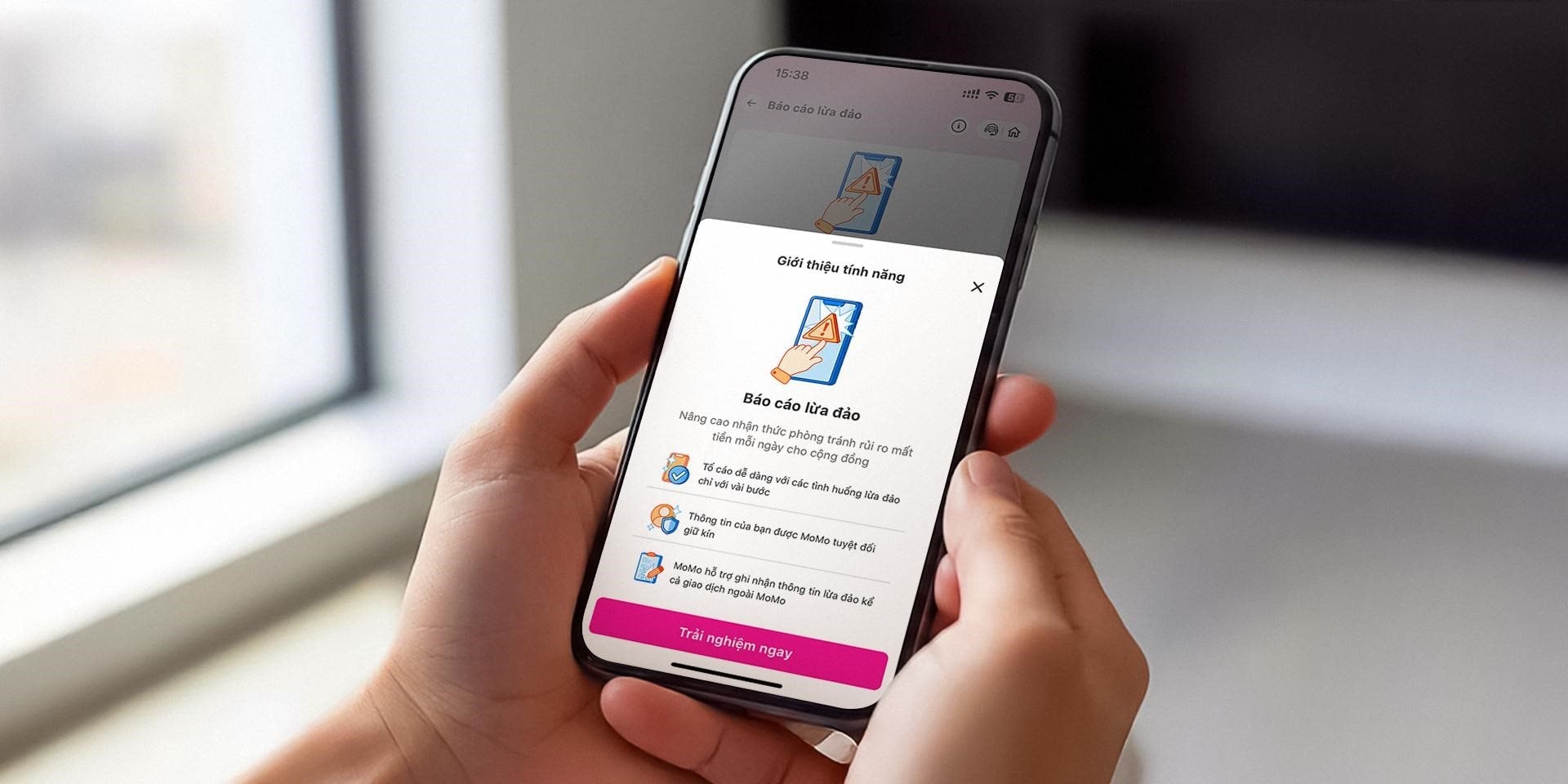 MoMo nhận giấy khen của Cục A05