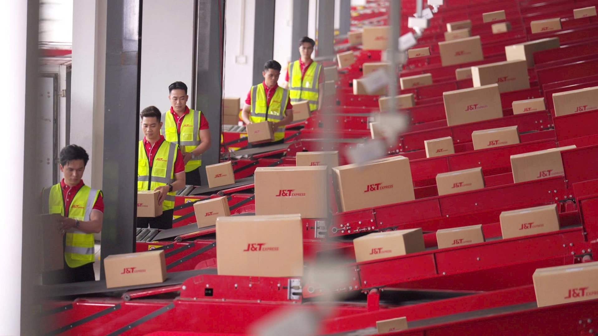 Đại diện J&T Express: 'Thị trường chuyển phát đang bước vào giai đoạn tái cân bằng'