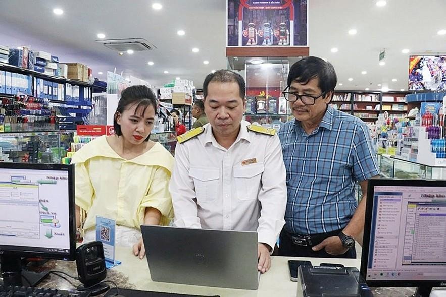 Chính thức: Từ hôm nay, hộ kinh doanh phải báo mọi tài khoản nhận tiền cho cơ quan thuế