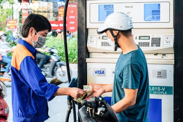 Công an TP.HCM khuyến cáo người dân về xăng dầu
