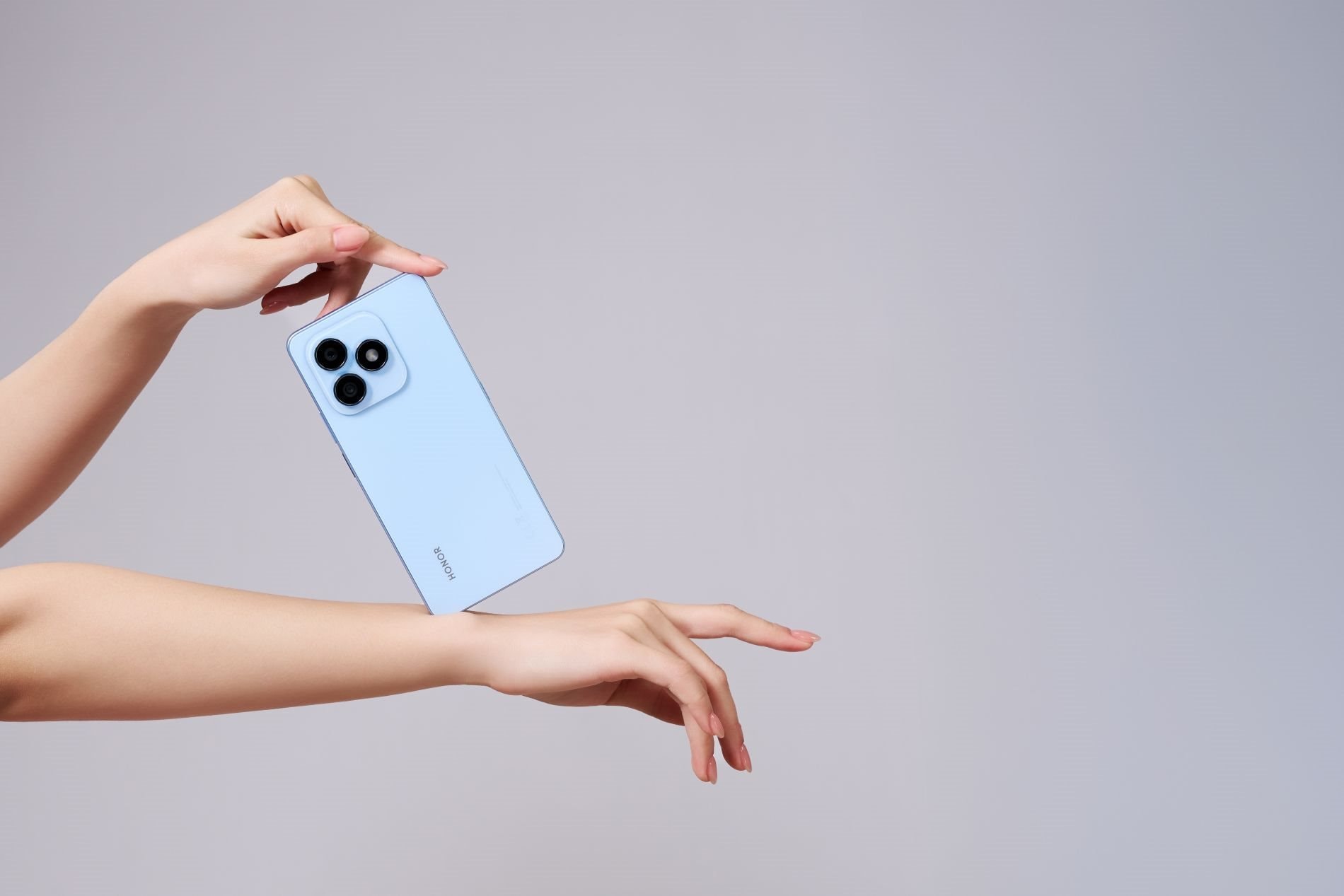 Apple, Samsung nhìn đây mà học tập: HONOR ra mắt tại Việt Nam mẫu smartphone pin 7.000 mAh nhưng mỏng đúng 7,5 mm 