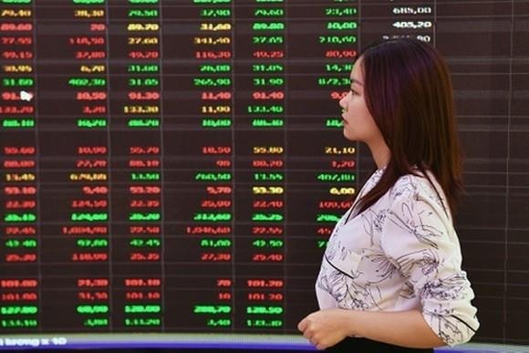 Chuyên gia dự báo VN-Index còn một nhịp chỉnh sâu trước khi bật tăng trở lại, cơ hội lộ diện ở nhóm cổ phiếu dẫn dắt