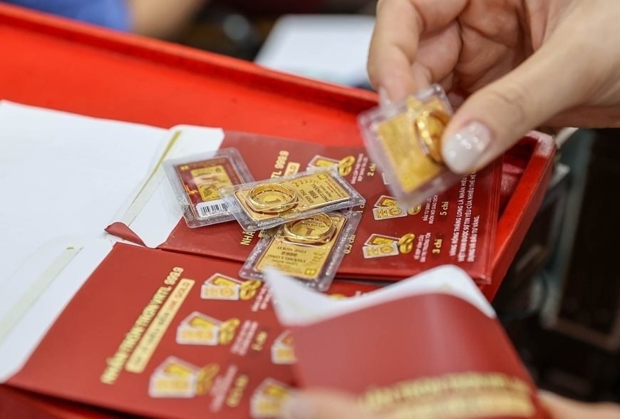 Dốc sạch 200 triệu tiết kiệm chạy đua mua vàng, tôi sững sờ khi lỗ nặng khi giá giảm nhanh: Rủi ro lớn thế nào khi FOMO