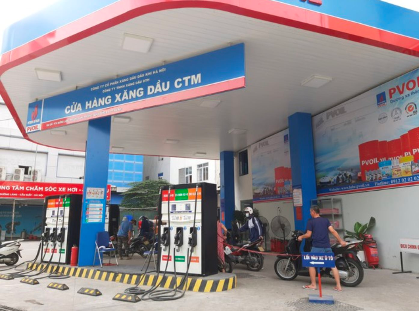 Tiếp tục chi quỹ bình ổn xăng dầu kìm đà tăng giá