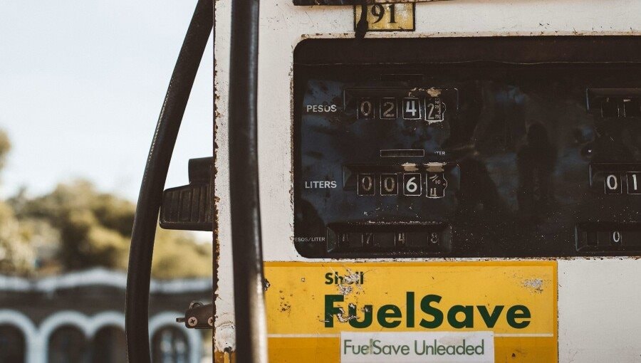 Chỉ còn dầu đủ dùng trong 3 tuần, một nước Đông Nam Á ‘cầu cứu’ Nga 