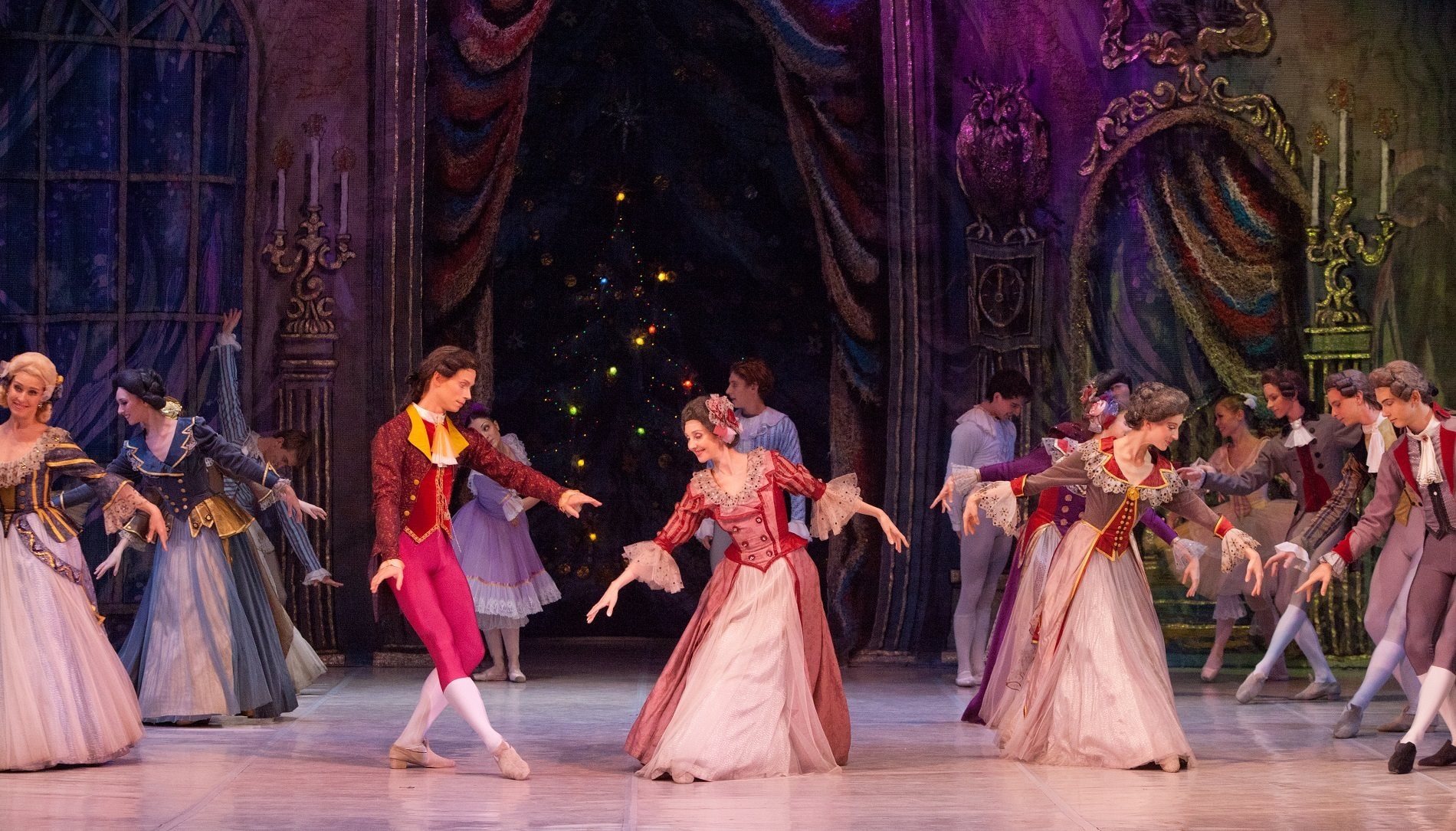 Ballet và giao hưởng kể những câu chuyện vượt thời gian