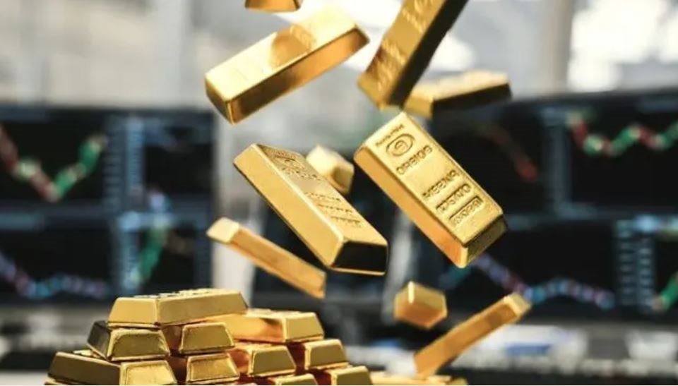 Thị trường ngày 22/3: Dầu bứt phá, vàng và bạc chịu áp lực bán tháo