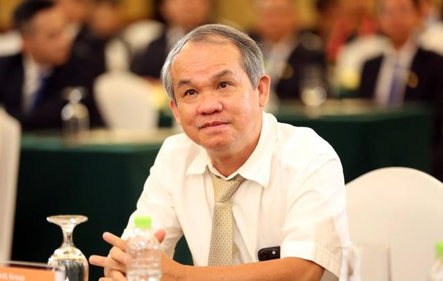 Dồn dập tăng sở hữu, Bầu Đức muốn gom thêm 4 triệu cổ phiếu HAG