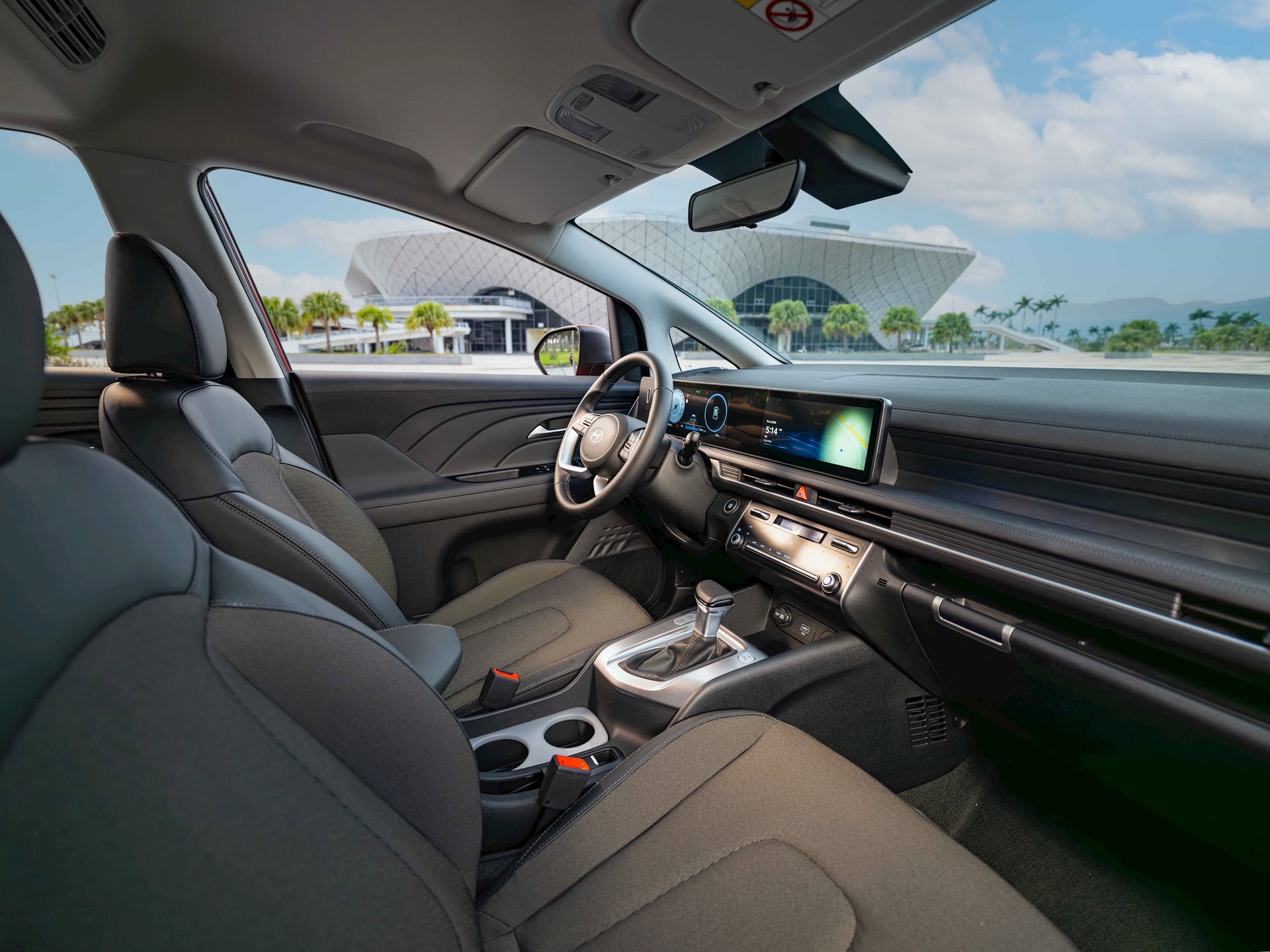 Xe 7 chỗ đời mới vừa ra mắt Việt Nam rộng hơn Xpander, ngập công nghệ: Giá gây bất ngờ