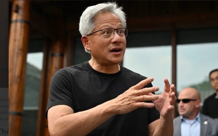 CEO Jensen Huang nói thẳng về việc vốn hóa bốc hơi 500 tỷ USD trong vài tuần