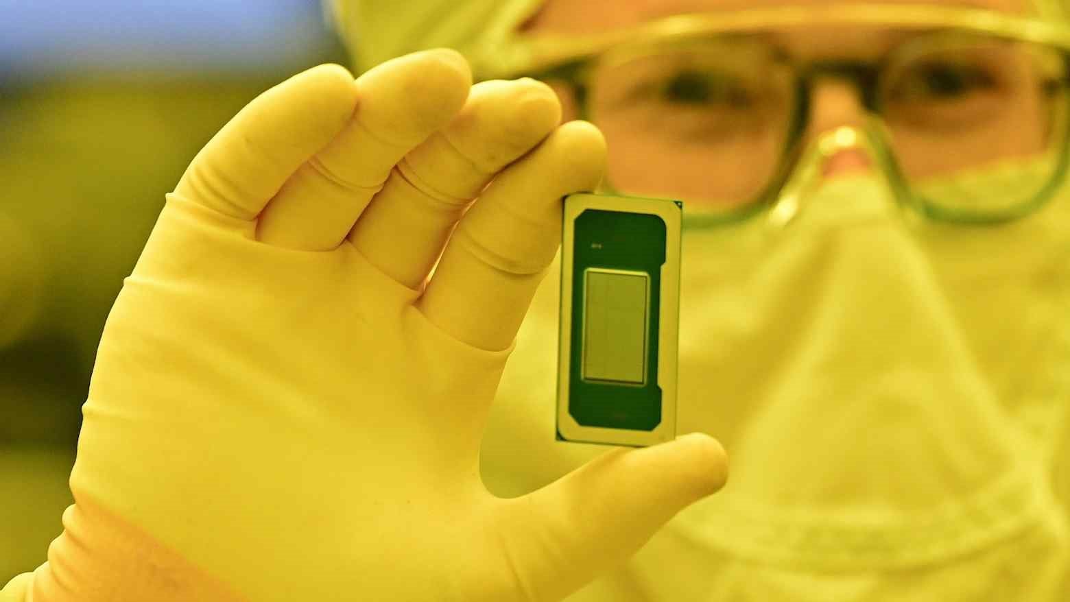 Khủng hoảng CPU toàn cầu 2026: AI hút cạn nguồn cung, giá chip tăng sốc và nguy cơ thay đổi trật tự ngành công nghệ