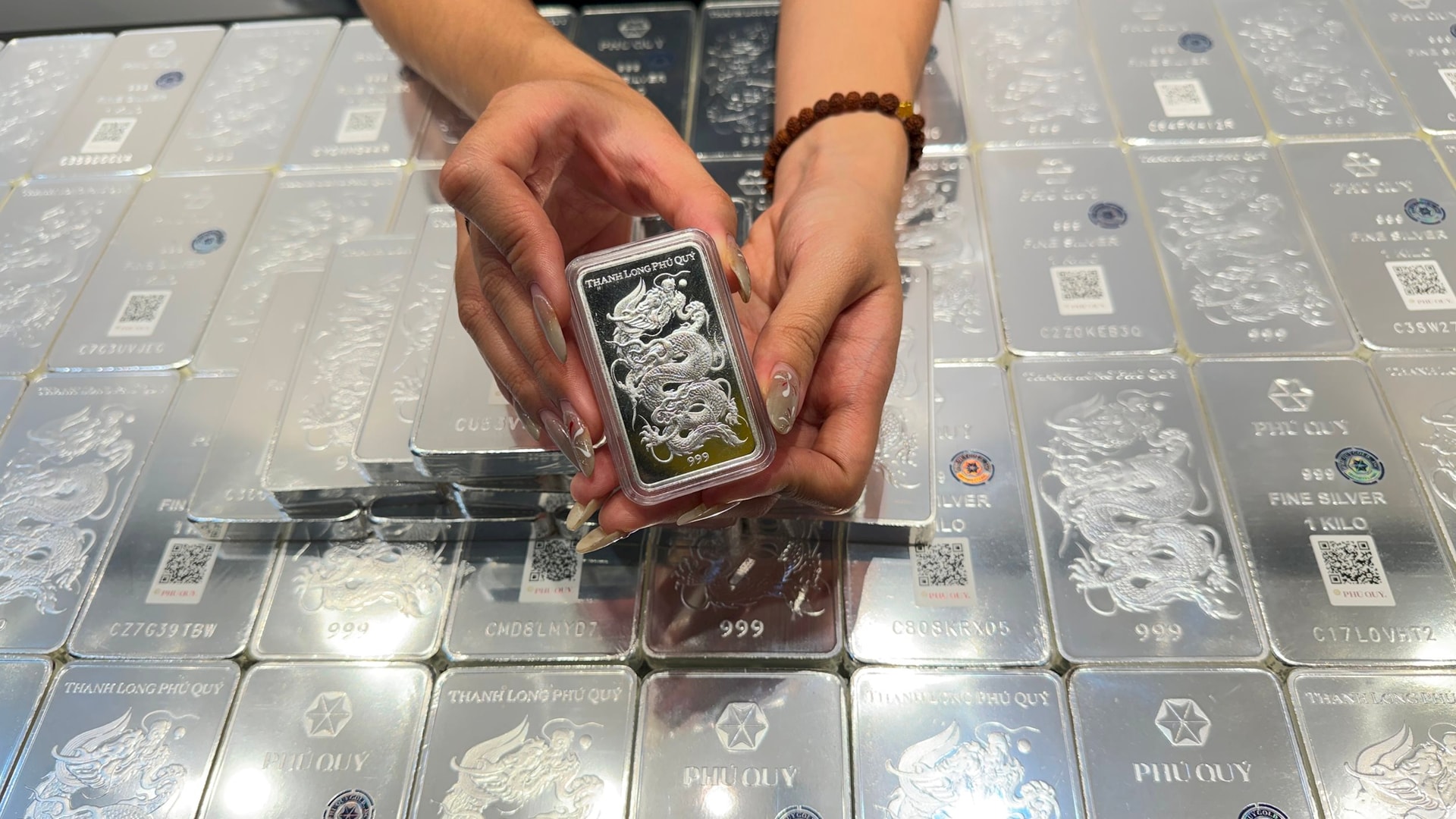 Giá bạc sáng nay ngày 26/3