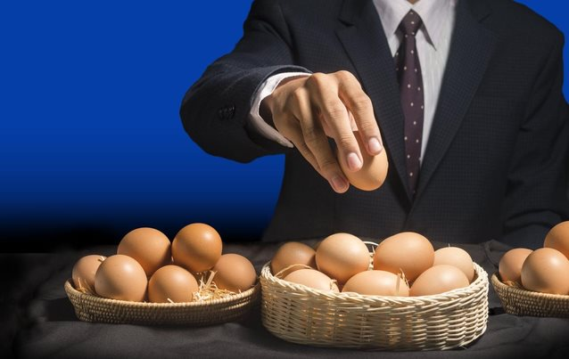 Đừng “bỏ trứng vào một giỏ”, chuyên gia mách nước chiến lược phân bổ hiệu quả khi các kênh tài sản lên xuống mạnh