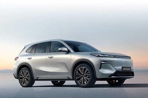 Geely ra mắt đối thủ Mazda CX-5 tại Việt Nam: vừa lập kỷ lục chạy hơn 1.800 km một lần nạp nhiên liệu, giá từ 789 triệu đồng