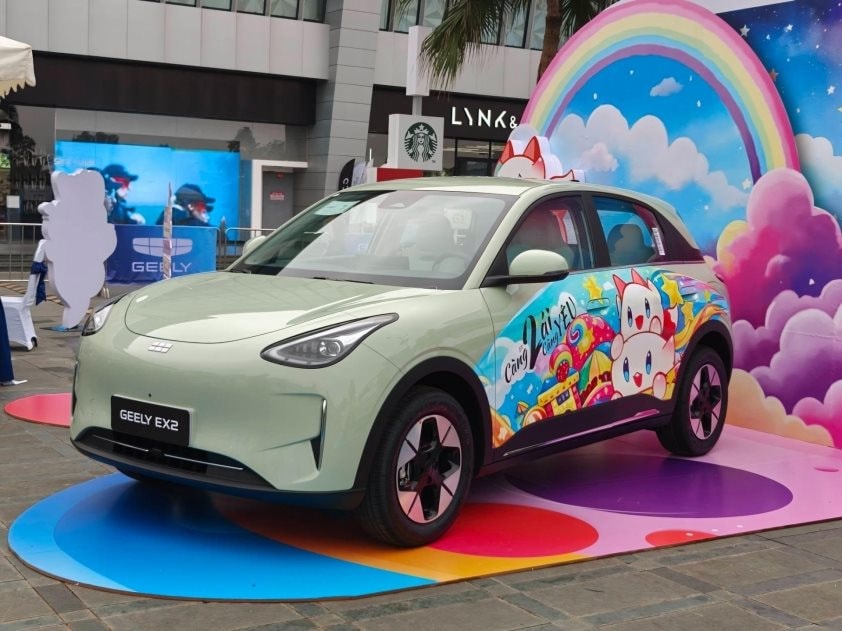 Geely EX2 chính thức chốt giá tại Việt Nam: chỉ từ 459 triệu đồng, đi Hà Nội - Hà Tĩnh trong 1 lần sạc