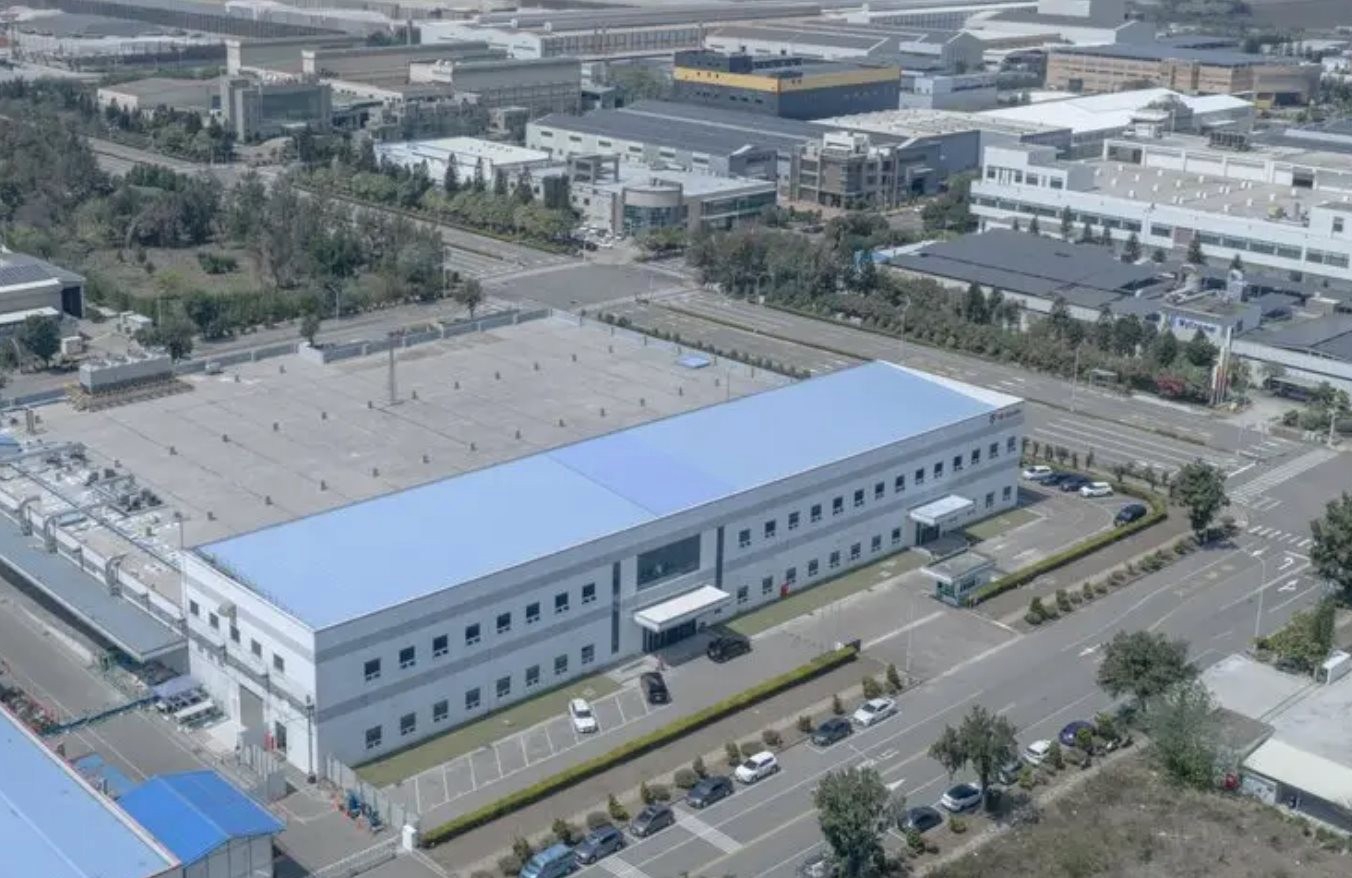 Ngành bán dẫn kêu cứu: Đang thiếu hụt nghiêm trọng 1 loại khí không thể thay thế, từ Apple đến Nvidia đều bị liên luỵ 