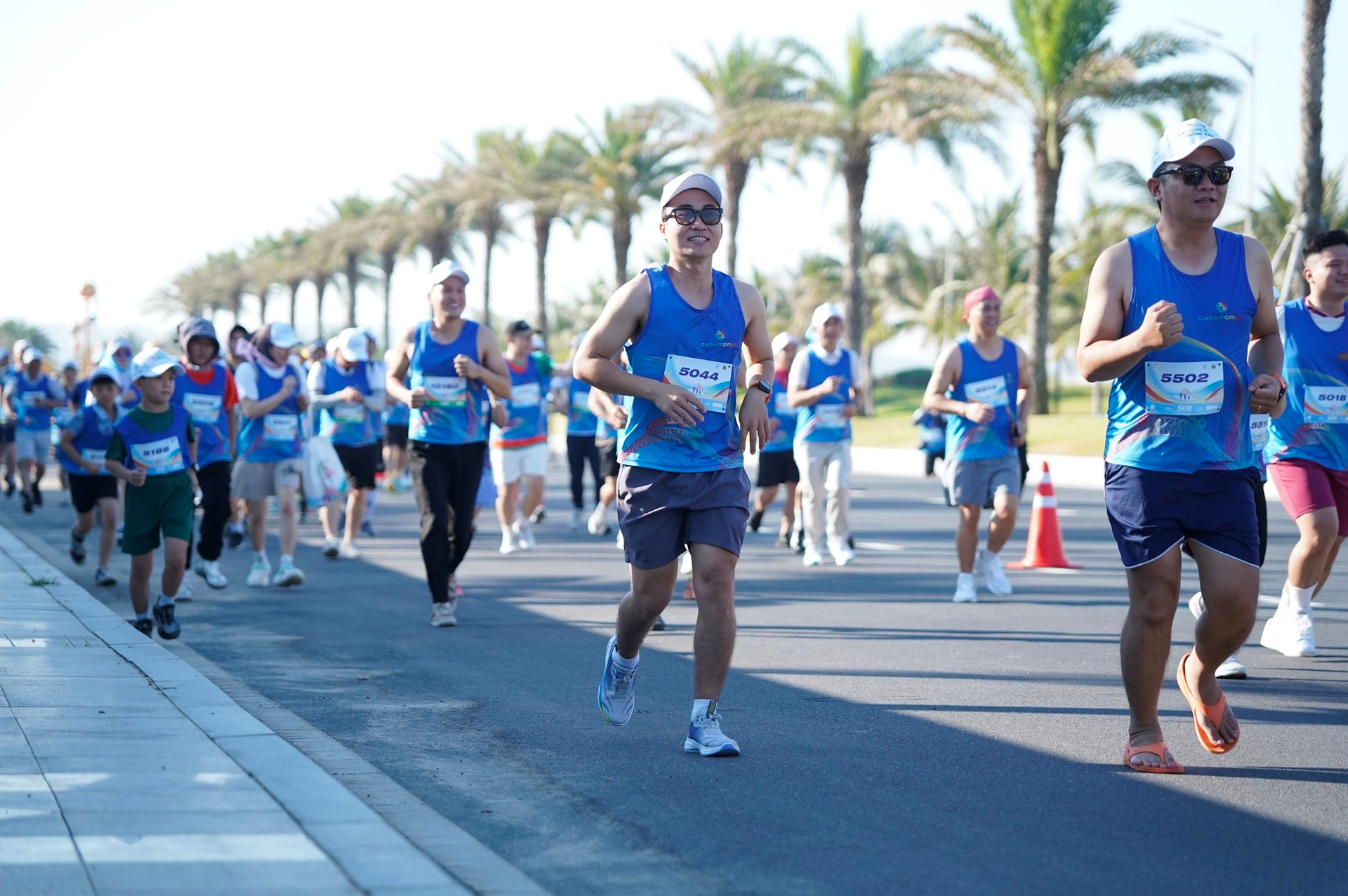 Cara Run 2026: Gần 1.000 người sải bước bên biển, lan tỏa lối sống xanh tại Cam Ranh