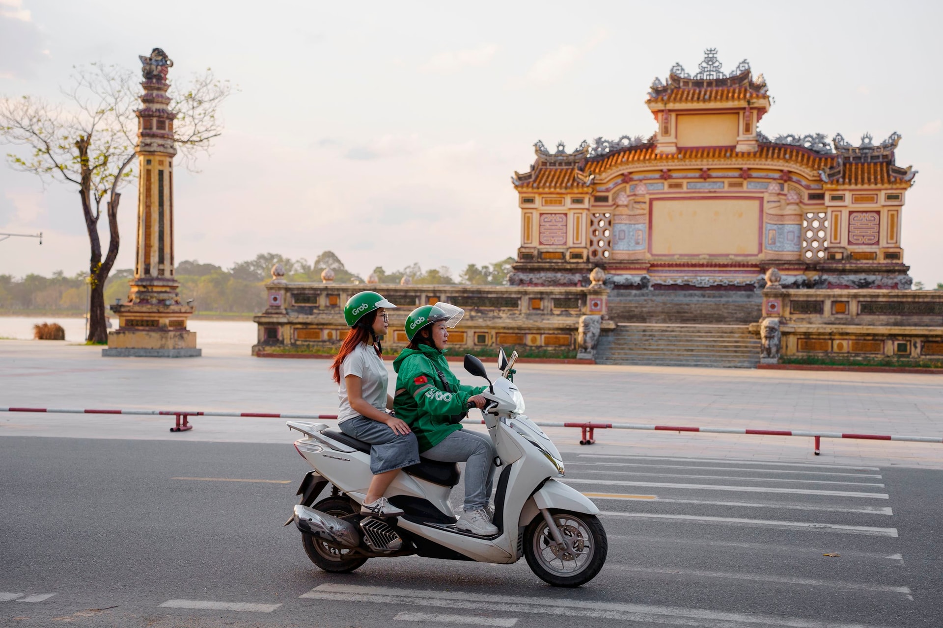 Những con số bất ngờ về nữ tài xế công nghệ ở Việt Nam và Đông Nam Á