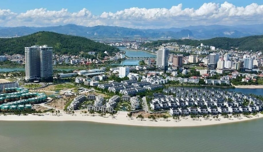 Một công ty bất động sản báo lãi tăng gấp 35 lần