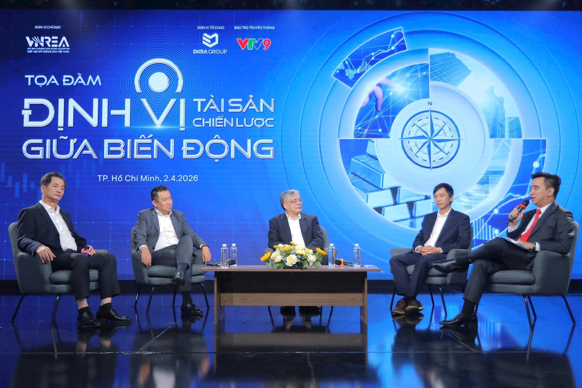 2 'gọng kìm' của DN địa ốc và cơ hội từ khoảng trống thông tin 45 triệu thửa đất nông nghiệp chưa được dữ liệu hóa