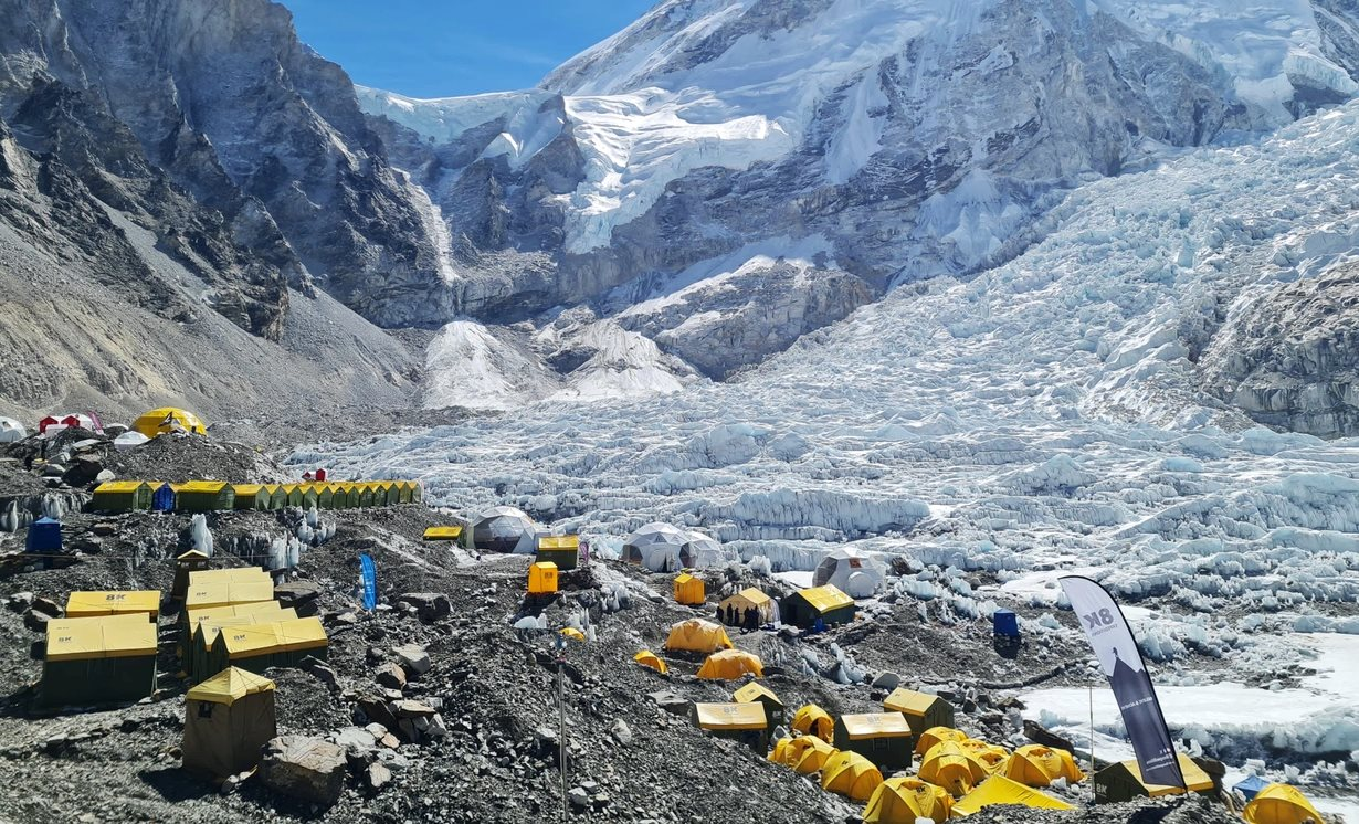 Phơi bày đường dây trục lợi bảo hiểm 20 triệu USD: Thủ đoạn đầu độc du khách ngay trên đỉnh Everest