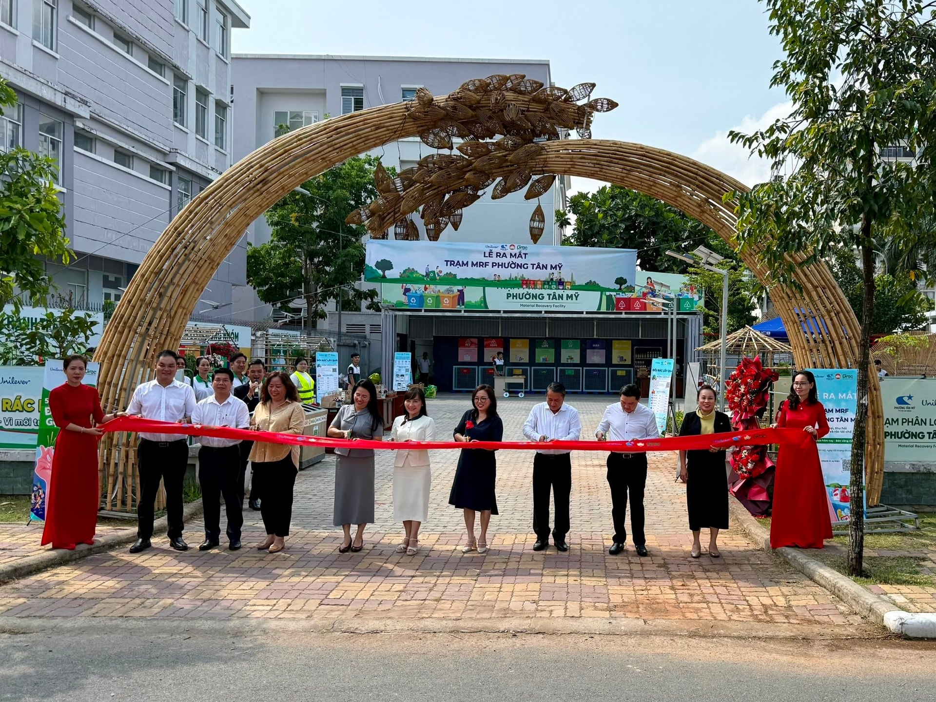 Unilever và Grac ra mắt trạm tái chế rác số hóa đầu tiên tại Tp.HCM