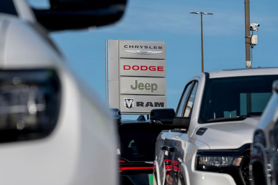 Hãng xe hơi 100 năm tuổi biểu tượng của Mỹ giờ chỉ bán đúng một chiếc xe, gặm nhấm khoản lỗ 25 tỷ USD