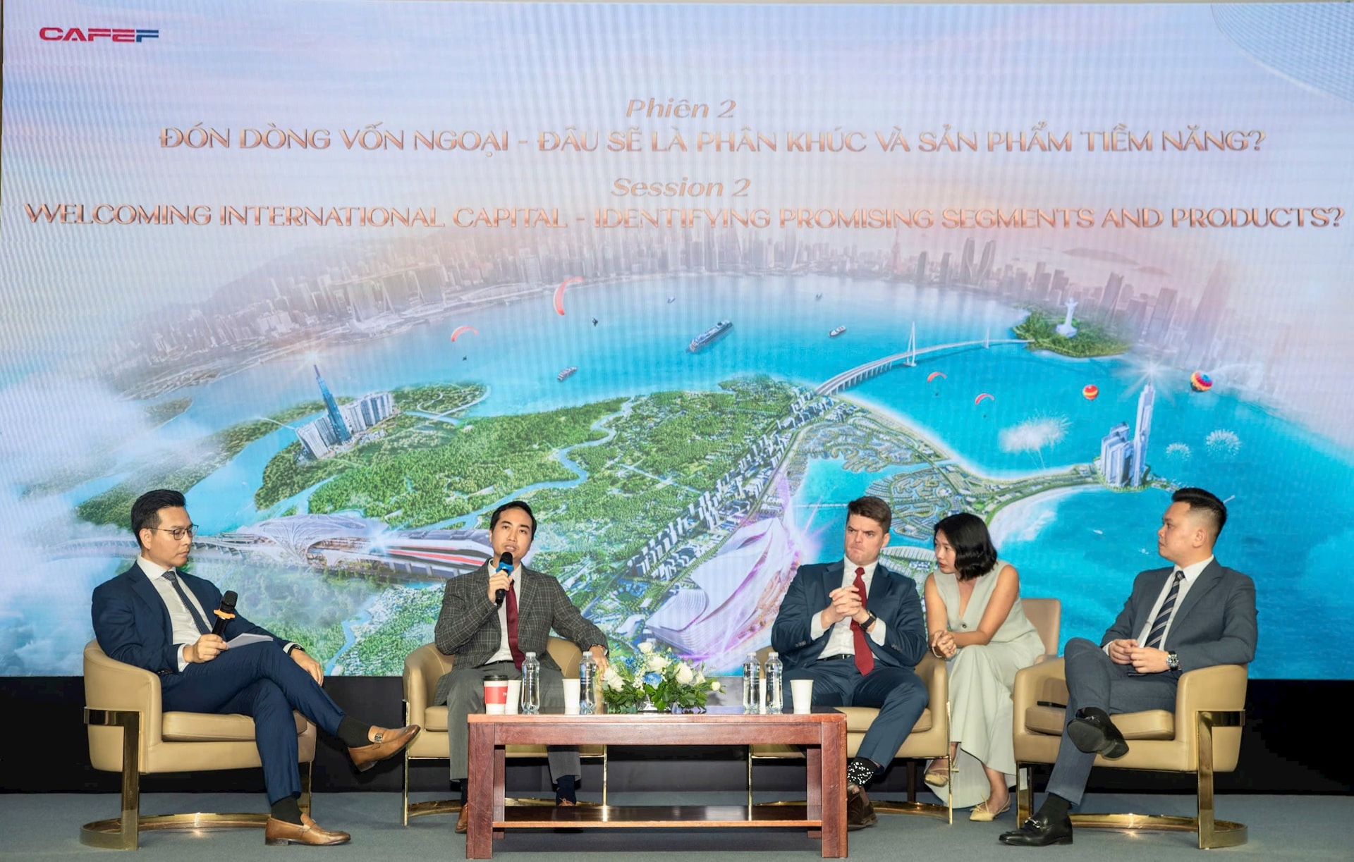 Việt Nam chuyển mình thành điểm đến đầu tư hấp dẫn của dòng vốn ngoại, bất động sản hưởng lợi lớn