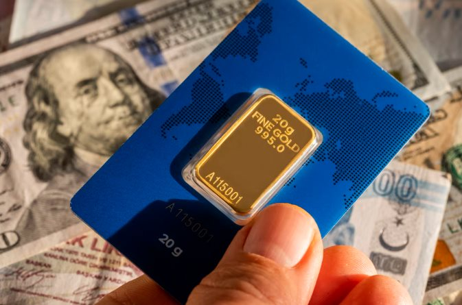 Giá vàng giảm mạnh nhất gần 13 năm, nhiều NHTW rục rịch đi bán, chuyên gia cảnh báo: Nhà đầu tư không nên làm theo, vì sao?