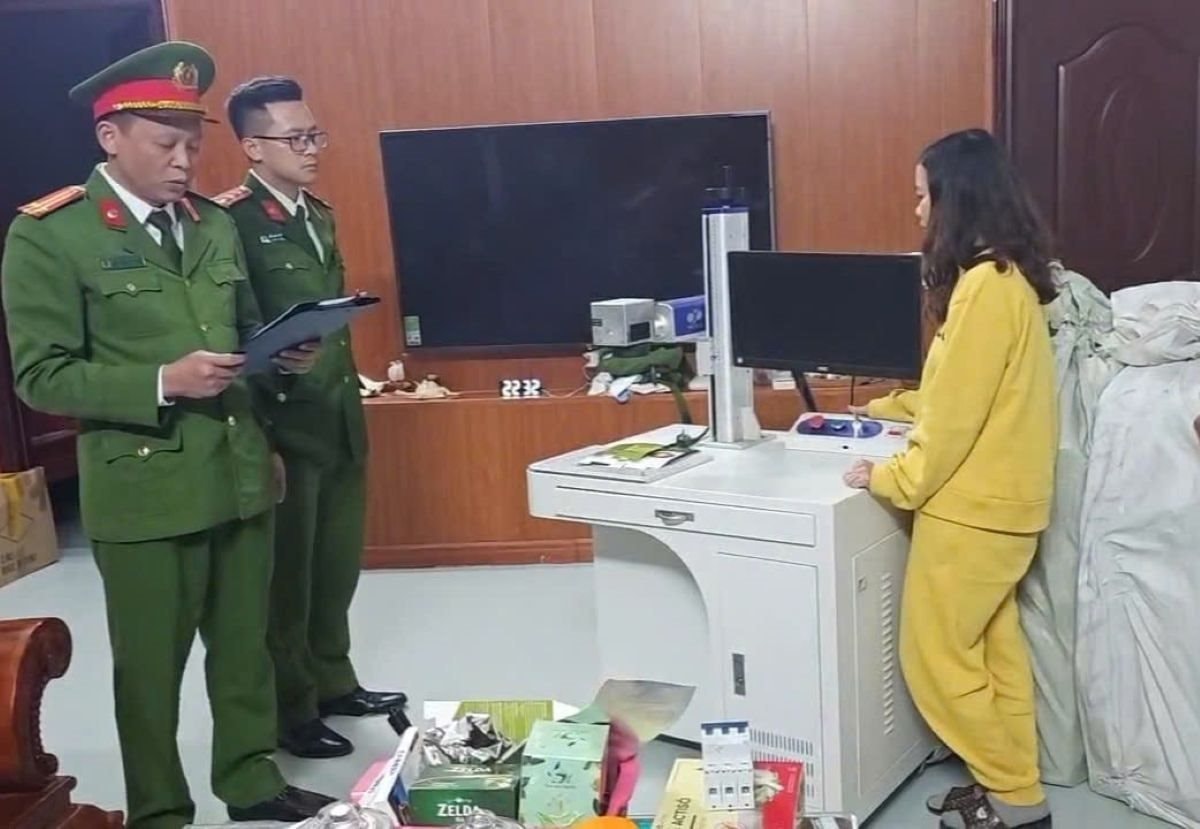 Trước ngày 30/4, người từng mua thực phẩm chức năng sau, khẩn trương đến công an trình báo