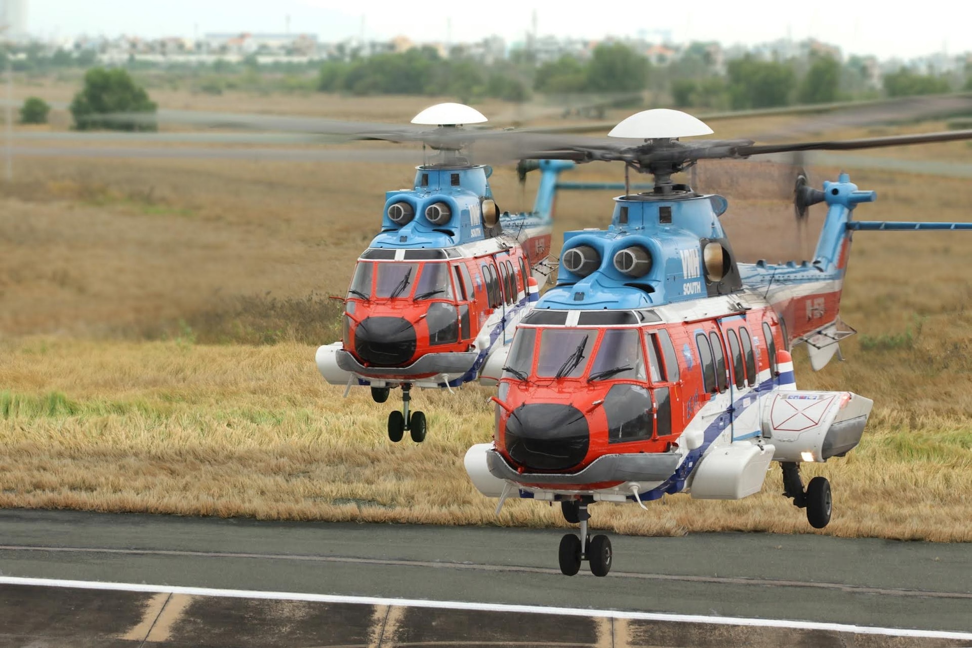 Tổng công ty Trực thăng Việt Nam đặt mua Airbus H225 nhằm tăng cường các hoạt động ngoài khơi