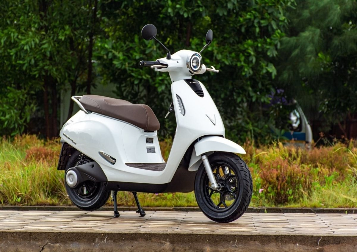 Đây là những mẫu xe máy điện đáng mua nhất giá ngang Wave Alpha: Có mẫu đi 200 km mới hết pin, danh sách option dài như ô tô