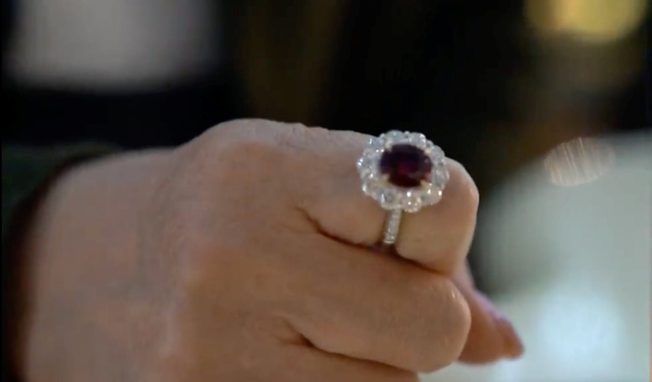 Mua trang sức 750 triệu đồng được giảm giá còn 110 triệu, khách bị chủ tiệm vàng kiện để đòi lại: Tòa án phán quyết bất ngờ