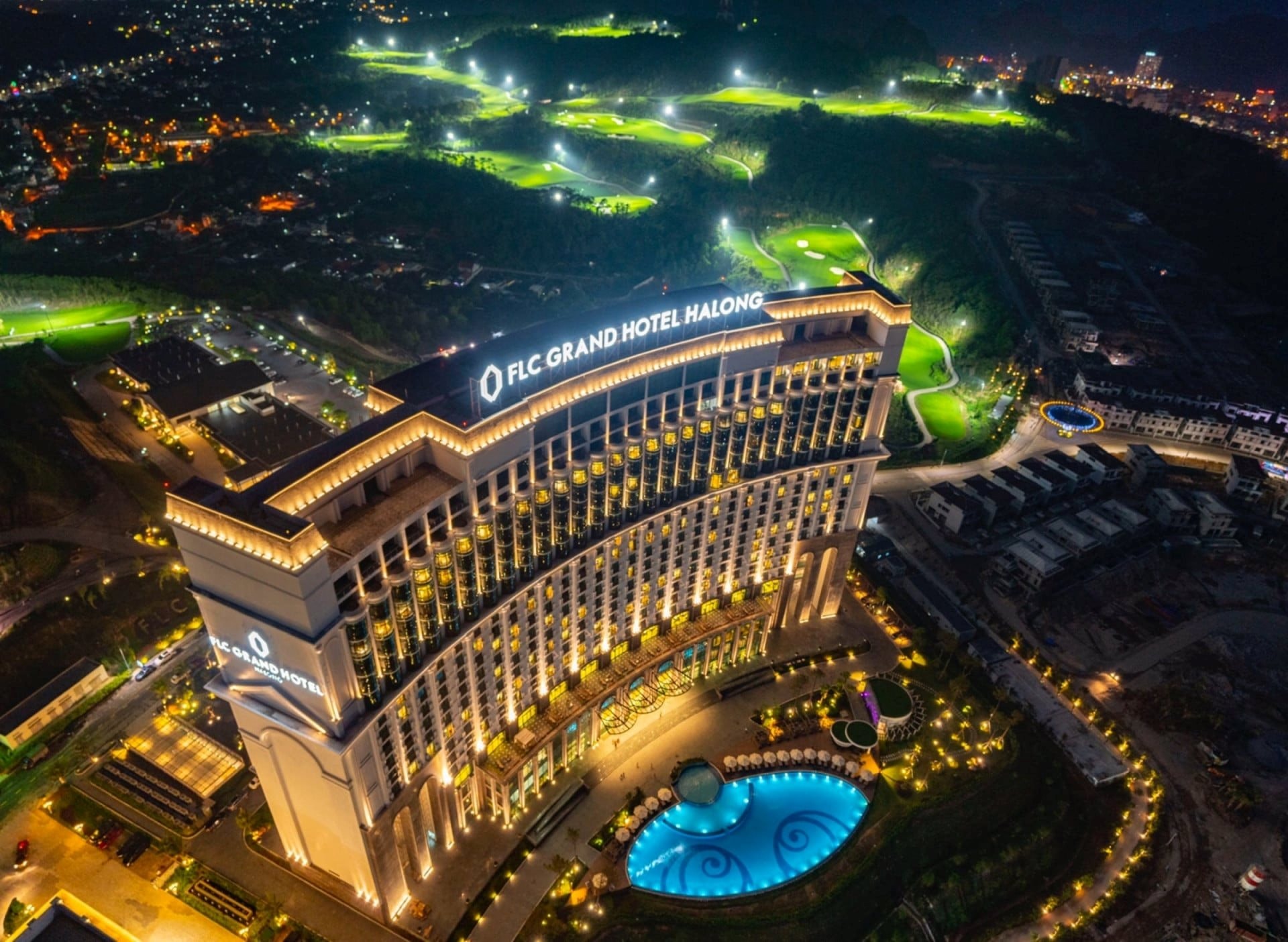 UBND tỉnh Quảng Ninh yêu cầu Tập đoàn FLC giải quyết dứt điểm các dự án tồn đọng, hoàn tất nghĩa vụ tài chính với Nhà nước 