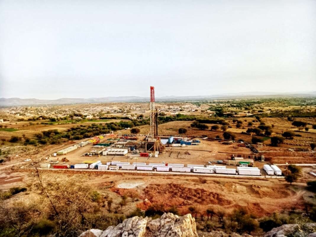 Khoan sâu 4.000m xuống lòng đất, phát hiện mỏ khí đốt sản lượng hơn 5.000 thùng mỗi ngày