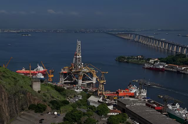 Không chỉ Nga hay Iran, Trung Quốc cũng đang mua dầu ồ ạt từ một quốc gia khác, chốt đơn 1,6 triệu thùng mỗi ngày khi nguồn cung từ Trung Đông vẫn gián đoạn