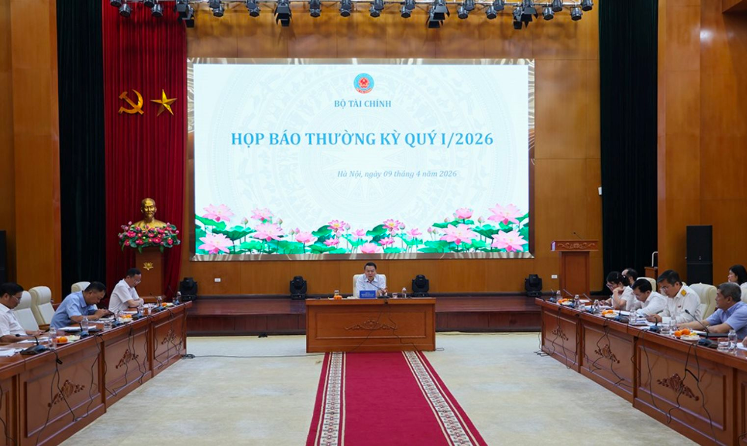 Bộ Tài chính: Quyết tâm giữ mục tiêu tăng trưởng trên 10% năm 2026